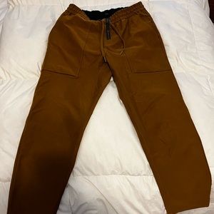 Lululemon men’s cargo pant